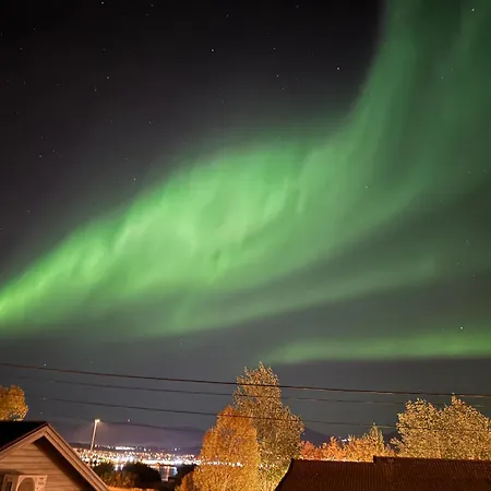 公寓 Fin Sentralt I Tromso, Gratis Parkering 特罗姆瑟